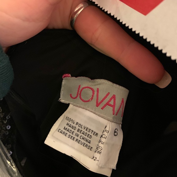 STUNNING PROM DRESS - Picture 2 of 4